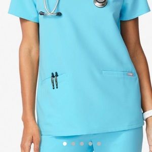 Figs Rafaela top in NEON BLUE